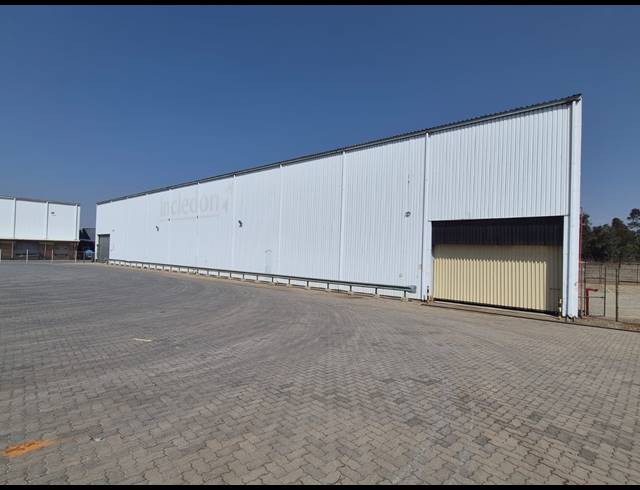 1,500M² WAREHOUSE TO LET IN GOSFORTH PARK